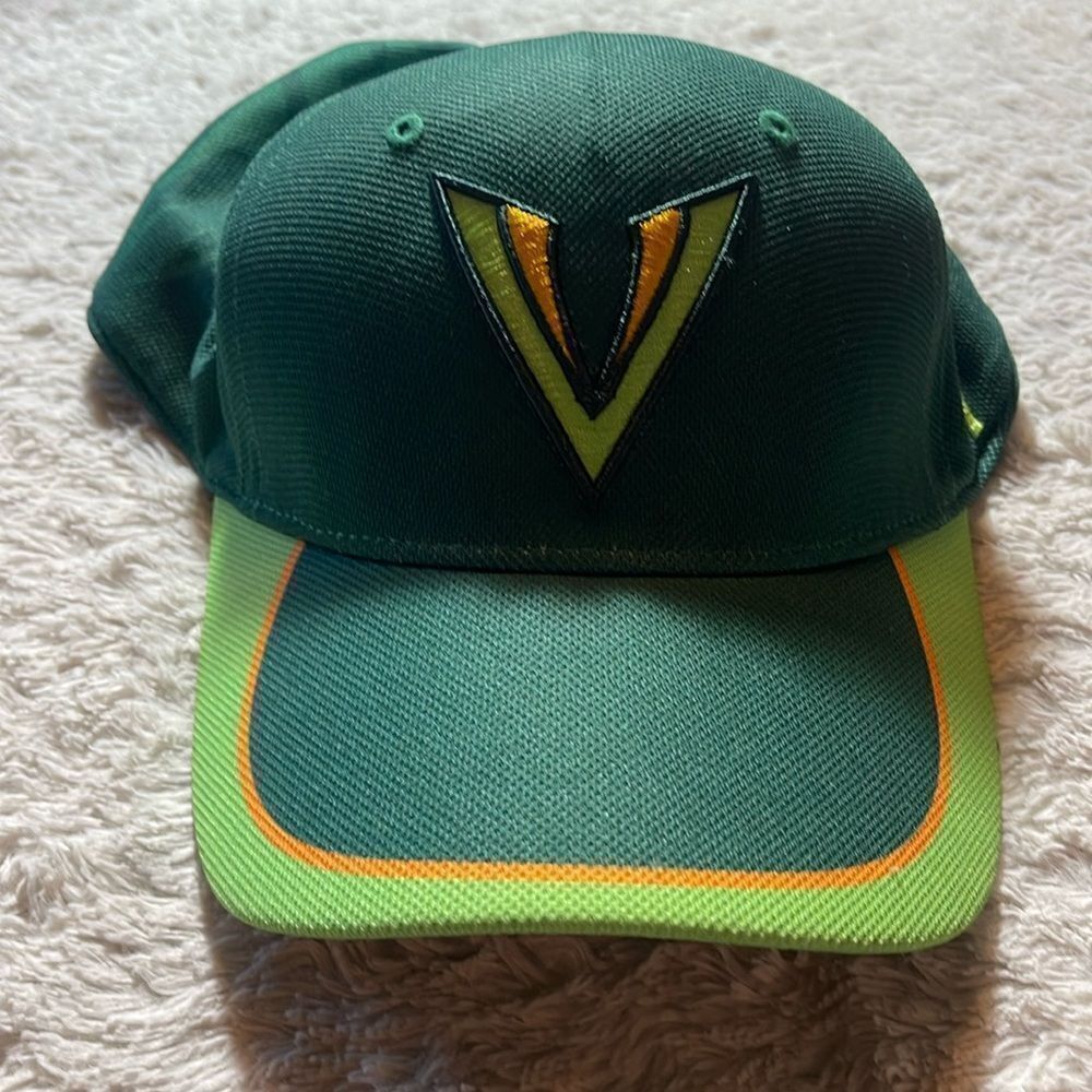 47’ Tampa Bay vipers hat